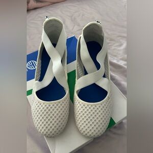 Tory Burch Women 8 Tory Sport White Mesh Ballet Flats Criss Cross Straps NEW